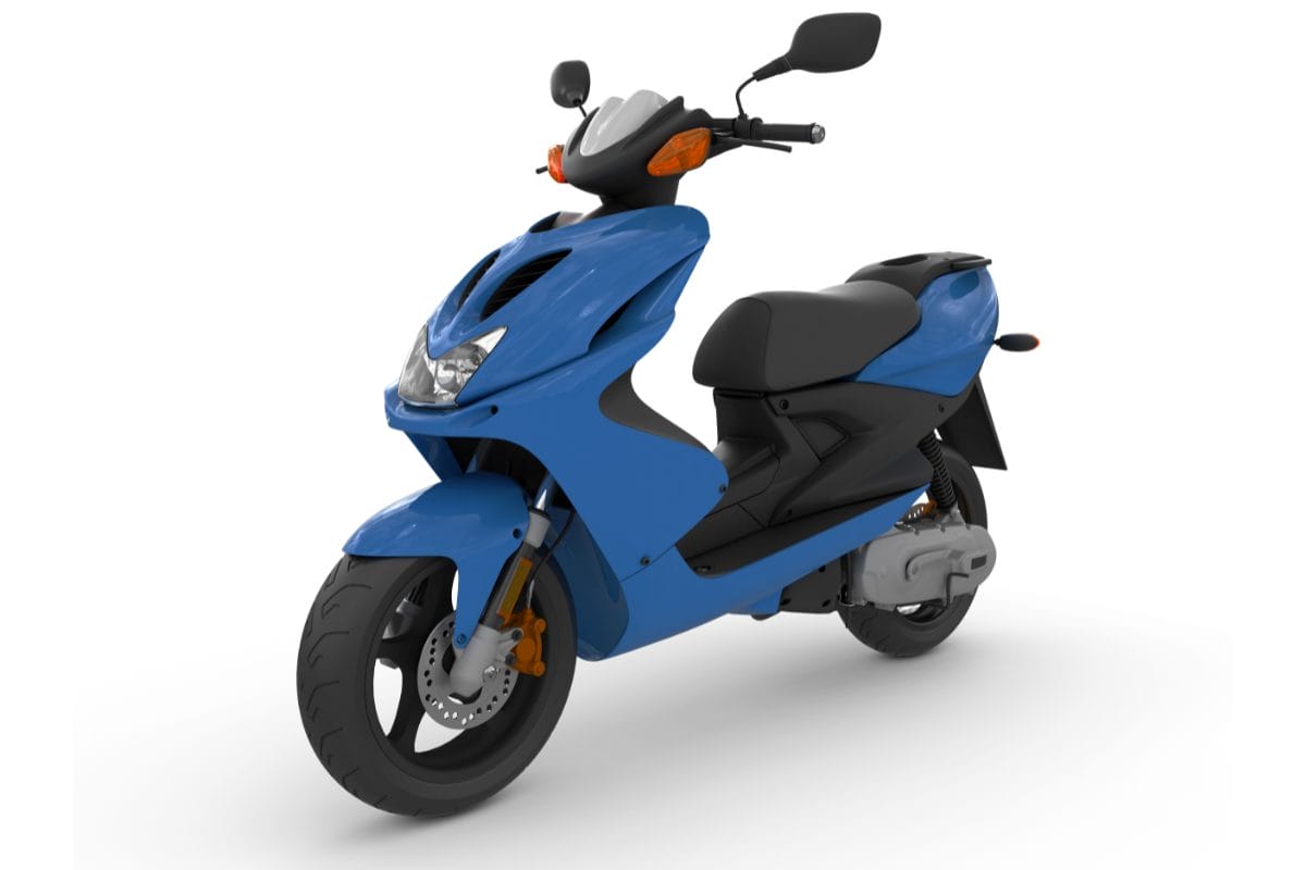 scooter bleu gar&eacute;